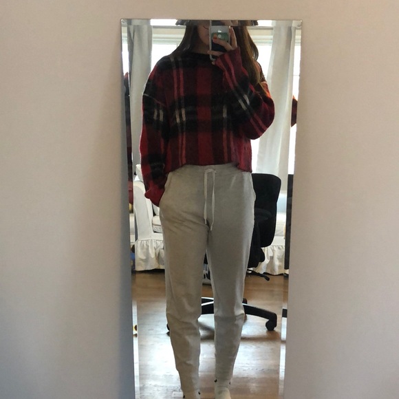 Forever 21 cropped Christmas sweater - Picture 2 of 6